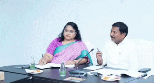 గ్రామ, వార్డు సచివాలయ ఉద్యోగులకు శుభవార్త.. మంత్రి డోలా బాల వీరాంజనేయ స్వామి