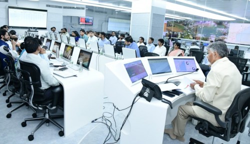 ప్రజలకు రెవెన్యూ సేవలు సులభంగా అందాలి సర్వేల్లో తప్పులు జరగొద్దని స్పష్టీకరణ 