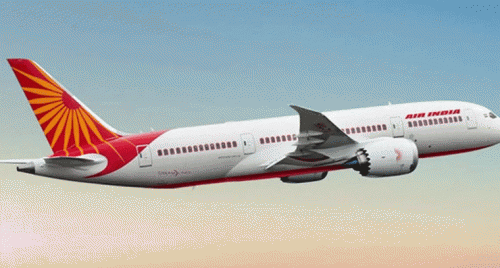 Air India షాక్: రన్‌వేపైనే నిలిచిపోయిన విమానాలు.. గల్ఫ్ ప్రయాణికులకు ఇబ్బందులు!
