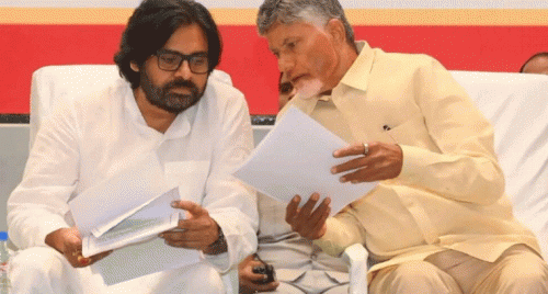 రేపు సీఎం చంద్రబాబు – డిప్యూటీ సీఎం పవన్ కళ్యాణ్ కీలక భేటీ.. రాజకీయంగా హాట్ టాపిక్!