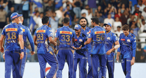IPL 2026: MI ప్లాన్స్‌కు బ్రేక్.. బుమ్రా సహా కీలక ప్లేయర్లు డౌట్