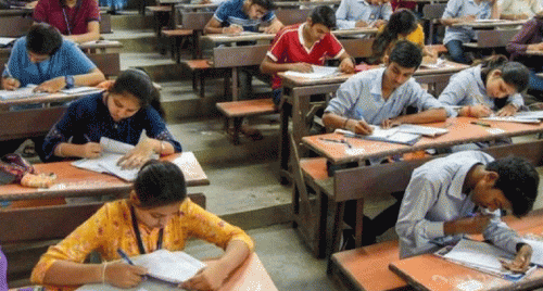 పరీక్షా కేంద్రాల్లో మౌలిక వసతులు తప్పనిసరి చేయాలి