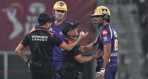 ‘అబ్‌స్ట్రక్టింగ్ ద ఫీల్డ్’ డ్రామా.. రఘువంశీ ఔట్ వెనుక అసలు కథ!