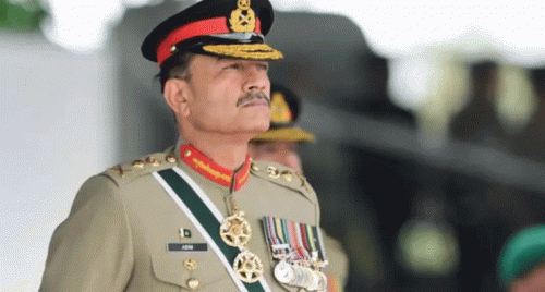 ఇరాన్‌లో ప్రత్యక్షమైన పాక్ ఆర్మీ చీఫ్ అసిమ్ మునీర్.. అసలేం జరుగుతోంది?