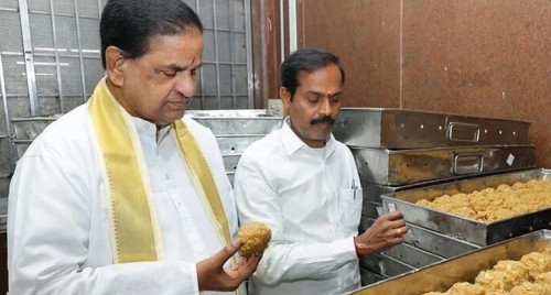 వైకుంఠ ద్వార దర్శనాలకు టీటీడీ సన్నద్ధం.. లడ్డూ ప్రసాదం నాణ్యతపై చైర్మన్ బీఆర్ నాయుడు ప్రత్యేక దృష్టి

