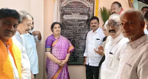 ప్రభుత్వ ఆసుపత్రిలో మౌలిక వసతుల కల్పనకు ప్రభుత్వం కృషి