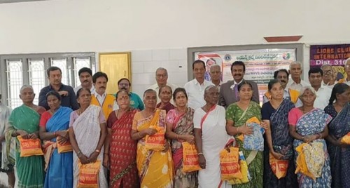 అవసరంలో ఉన్నవారికి సేవ చేయడమే నిజమైన లయనిజం: గవర్నర్ పాపారావు నాయుడు