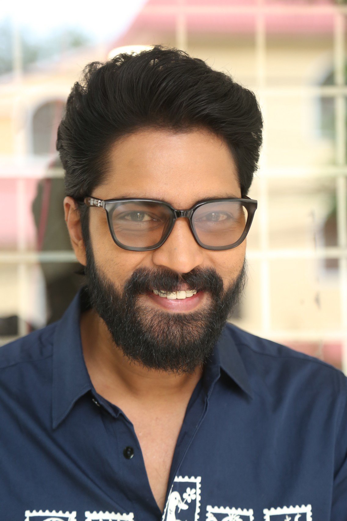 హీరో అల్లరి నరేష్ ఇంటర్వ్యూ ఫోటోస్ @ రంభ ఊర్వశి మేనక మూవీ