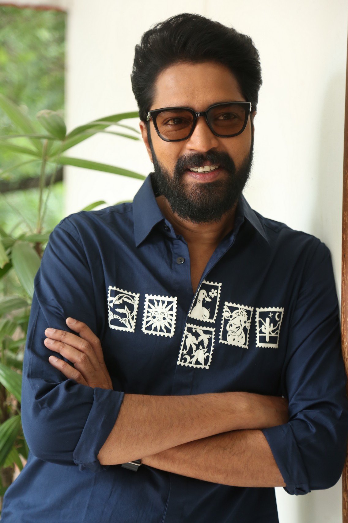 హీరో అల్లరి నరేష్ ఇంటర్వ్యూ ఫోటోస్ @ రంభ ఊర్వశి మేనక మూవీ