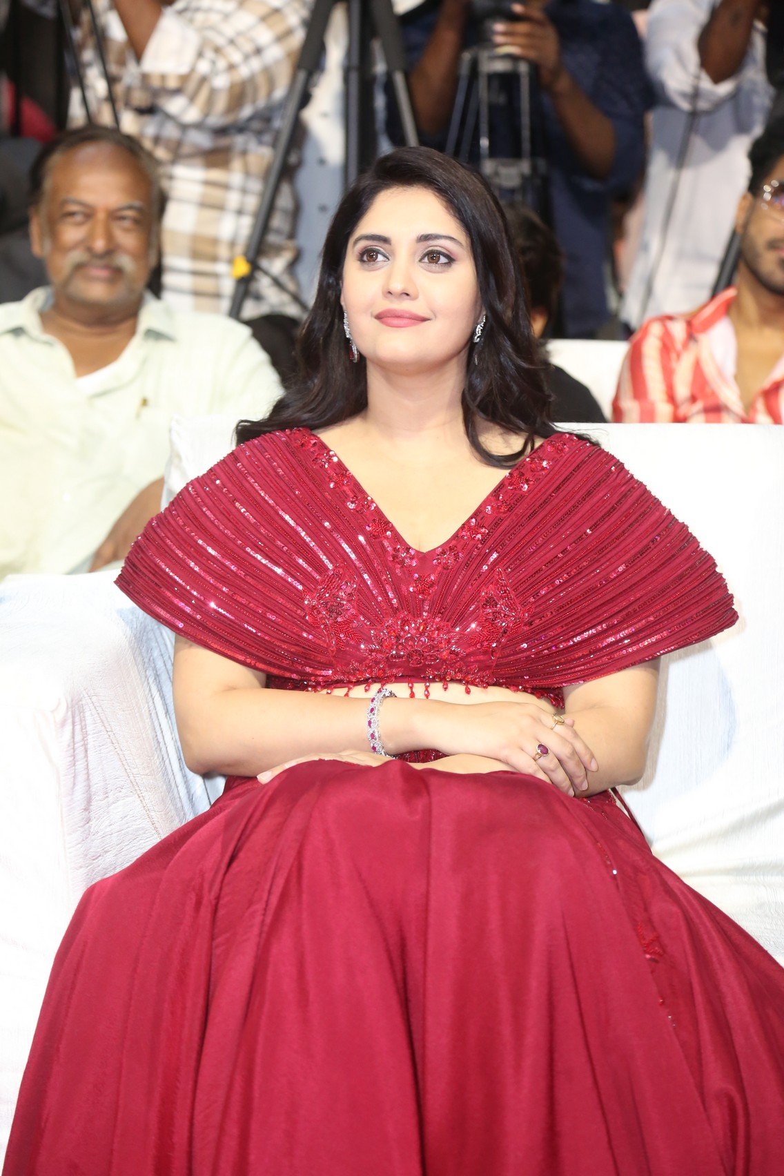 హీరోయిన్ సురభి లేటెస్ట్ ఫోటోస్ 