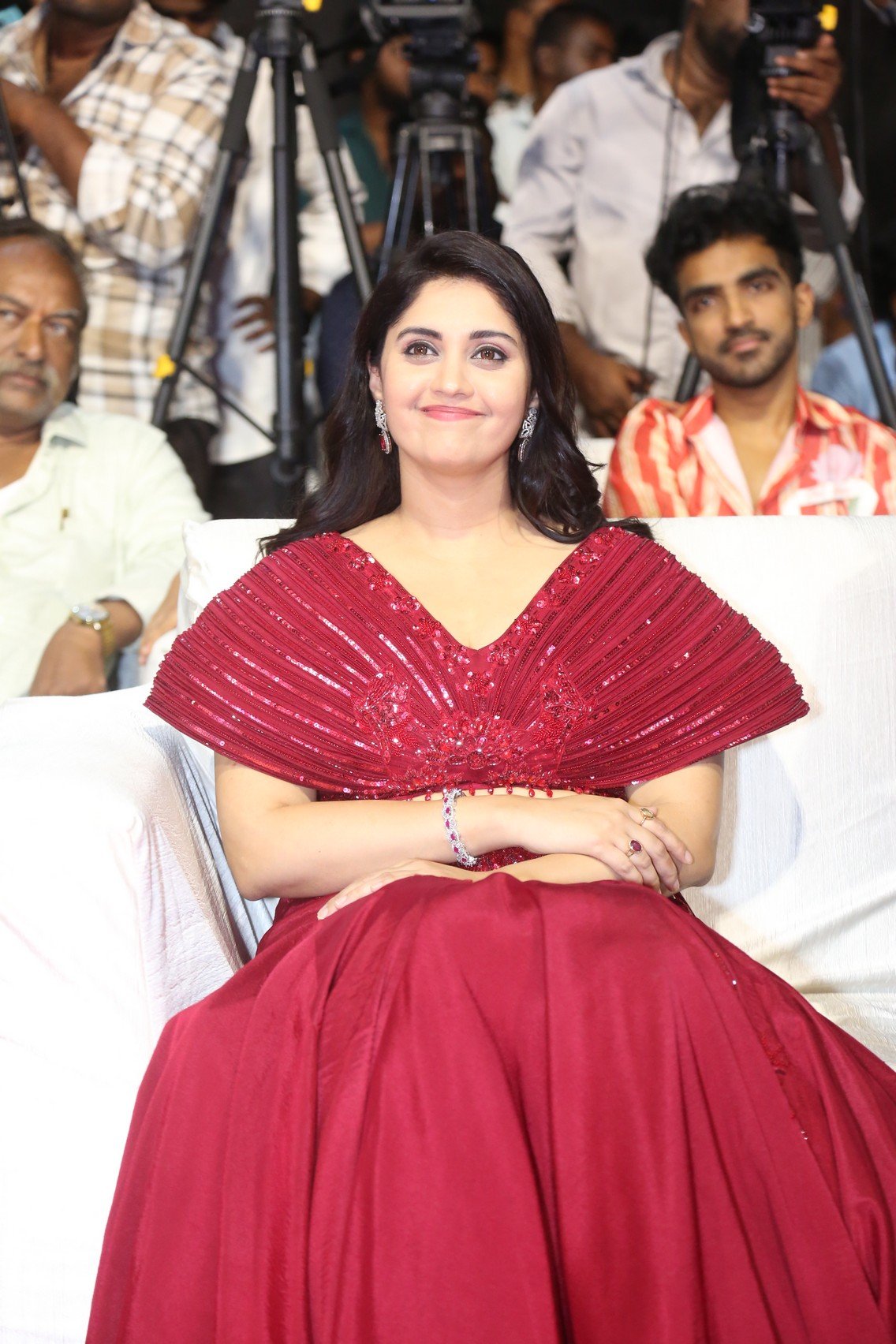 హీరోయిన్ సురభి లేటెస్ట్ ఫోటోస్ 