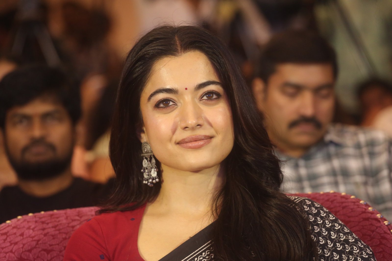 హీరోయిన్ రష్మిక మందాన కొత్త ఫోటోలు 