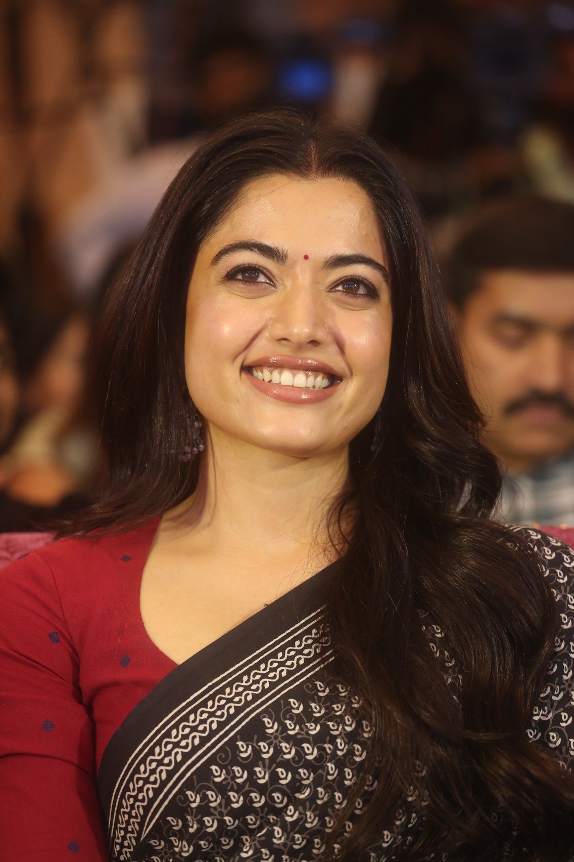 హీరోయిన్ రష్మిక మందాన కొత్త ఫోటోలు 