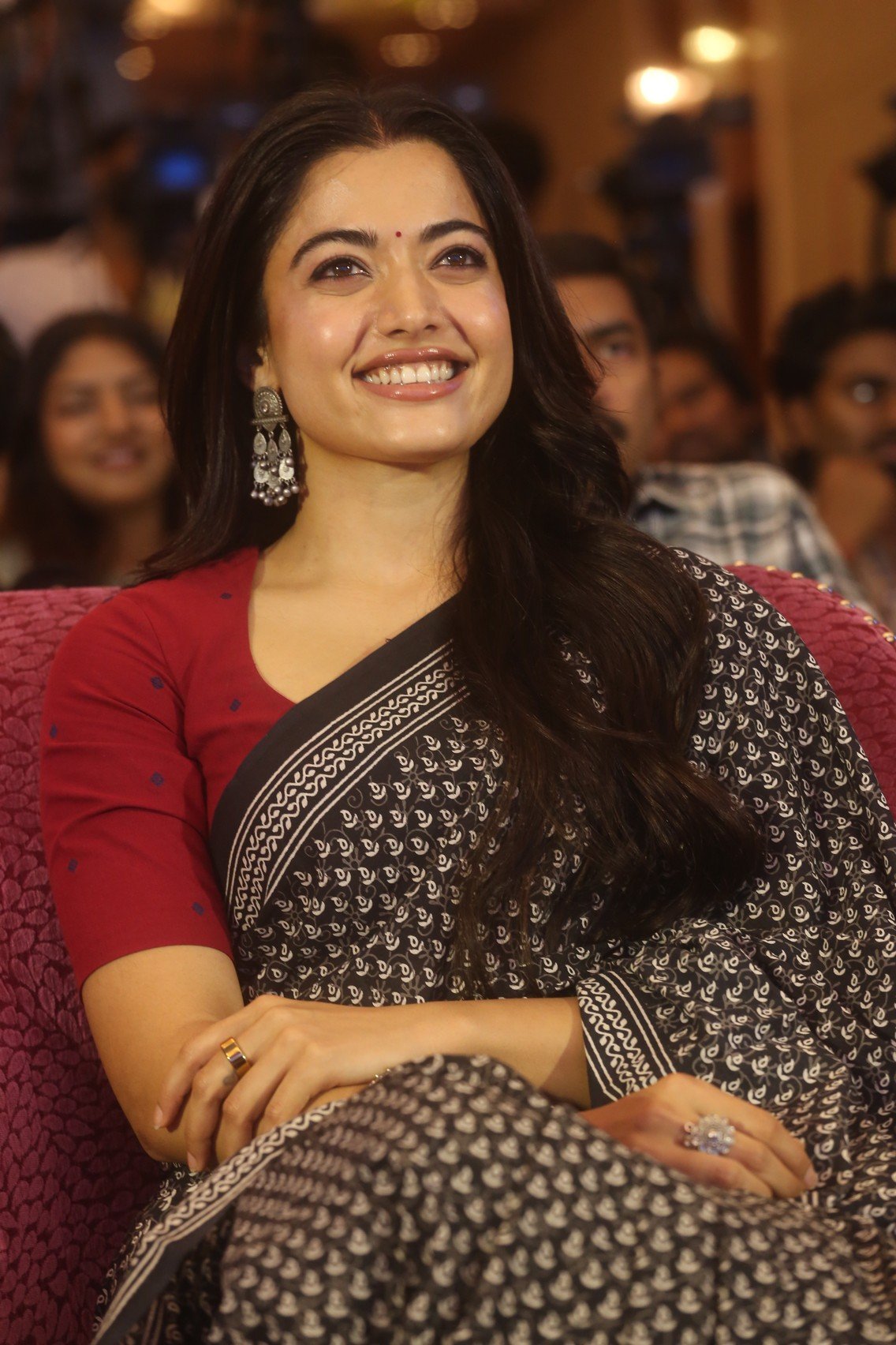 హీరోయిన్ రష్మిక మందాన కొత్త ఫోటోలు 