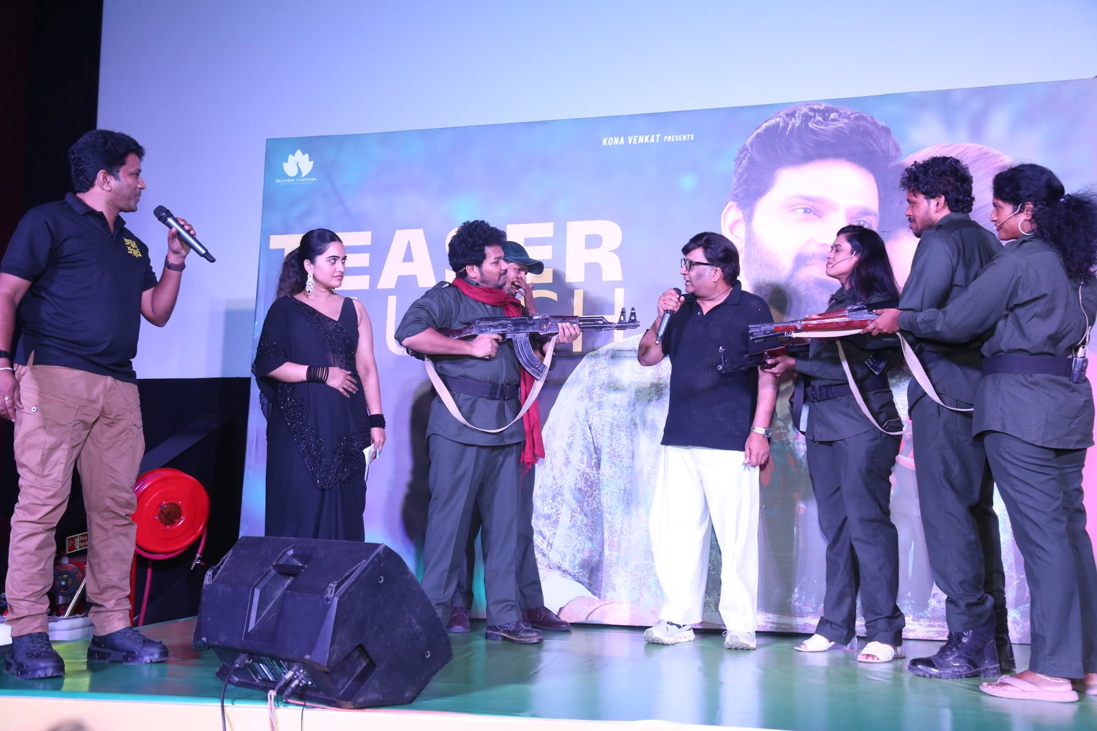 కామ్రేడ్ కల్యాణ్ మూవీ టీజర్ లాంచ్ ఫోటోస్ 