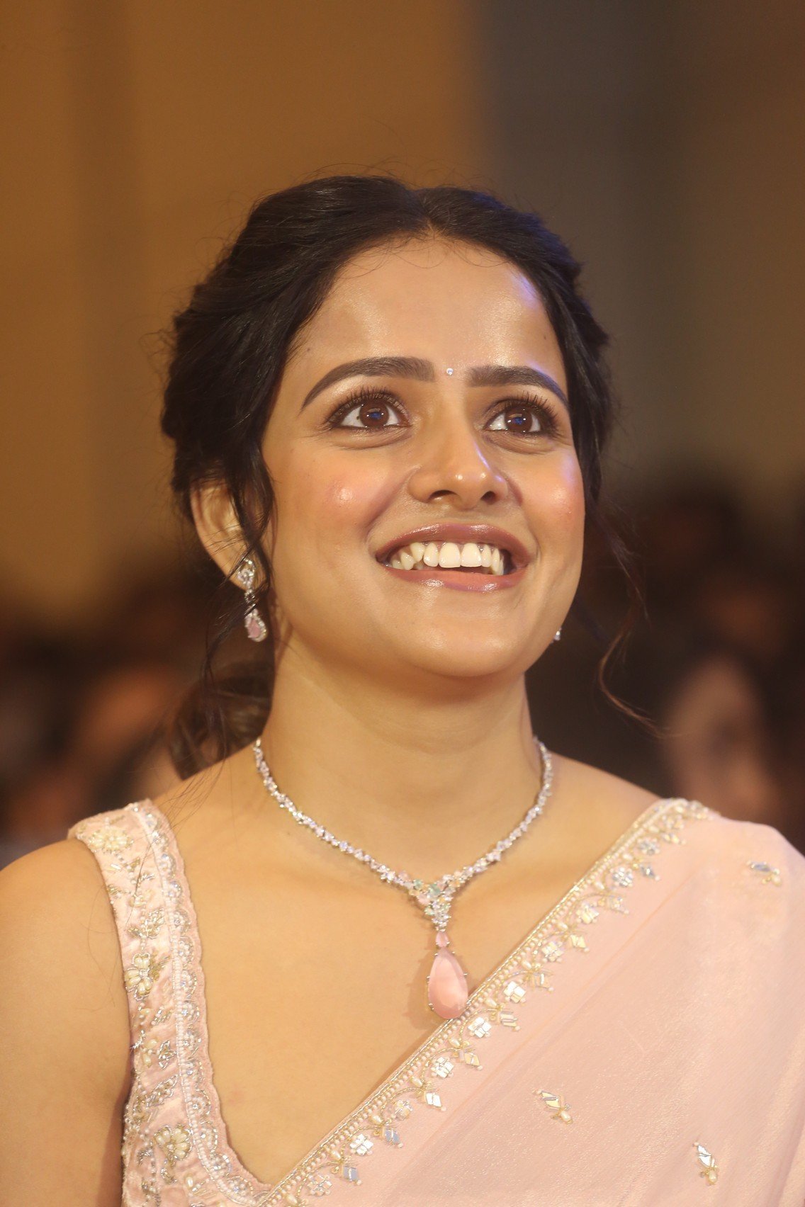 హీరోయిన్ వైష్ణవి చైతన్య కొత్త ఫోటోస్ 