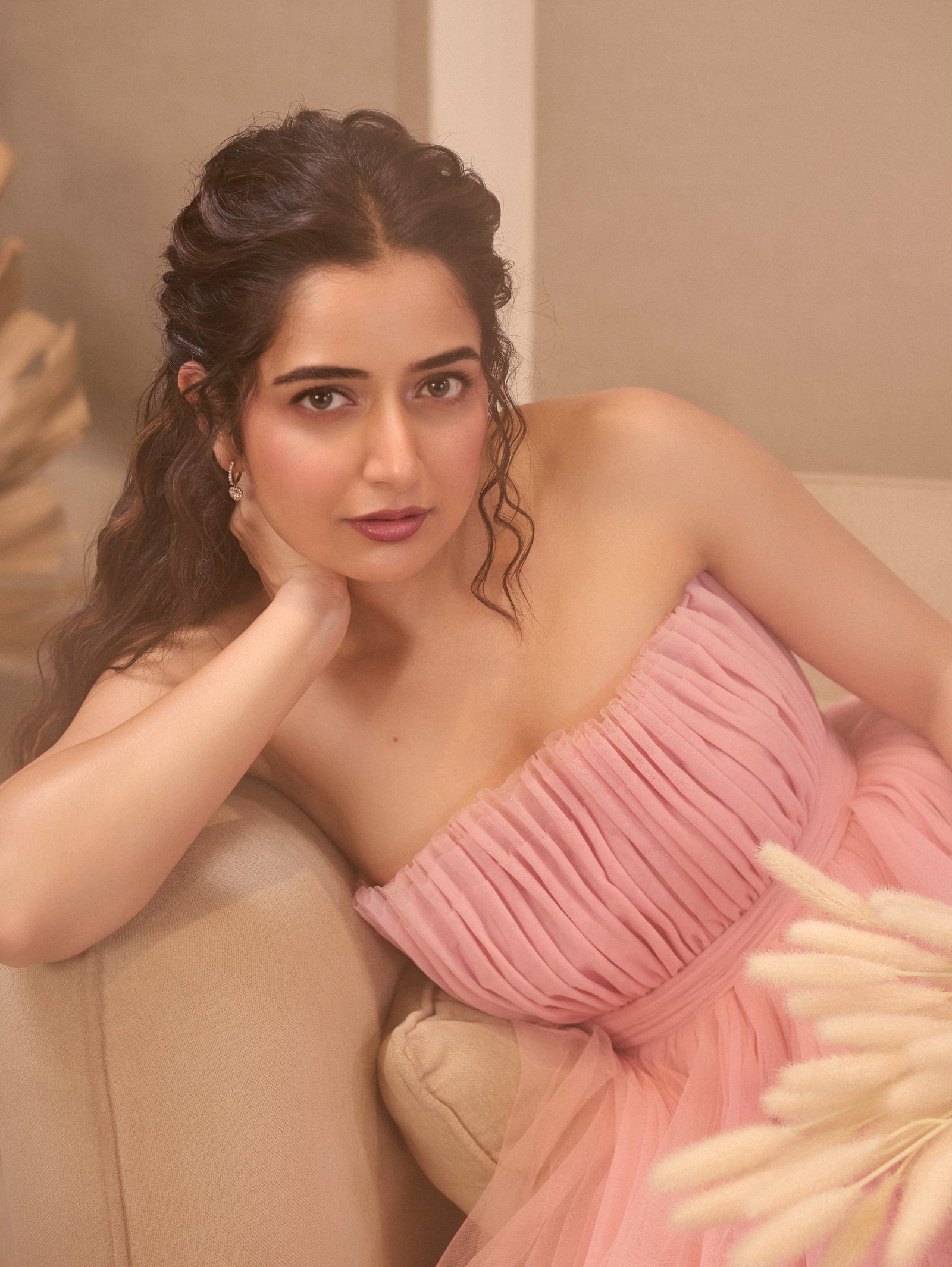 హీరోయిన్ ఆషిక రంగనాథ్ కొత్త ఫోటోస్ 
