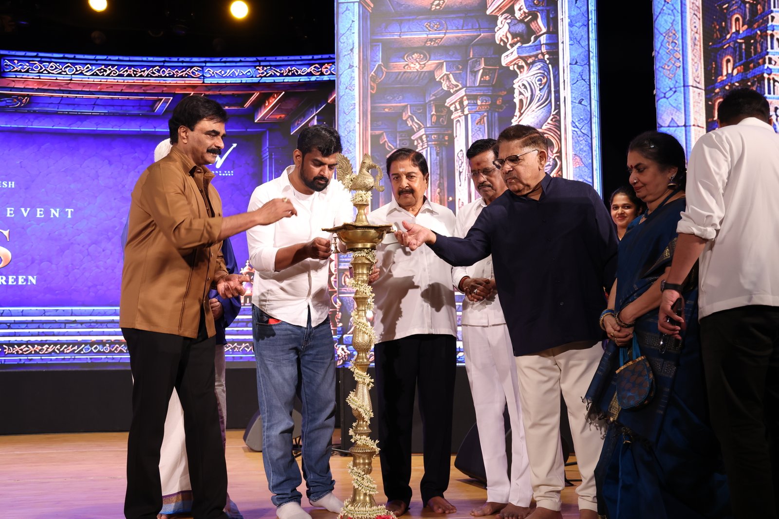 రష్మిక 'ఎం ఎస్ సుబ్బలక్ష్మి బయోపిక్' ఓపెనింగ్ ఫోటోస్