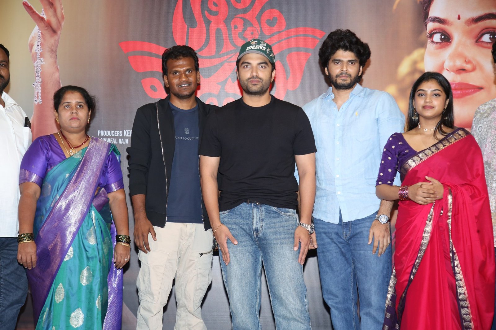 కాగితం పడవలు మూవీ ప్రీ రిలీజ్ ఈవెంట్ ఫొటోస్