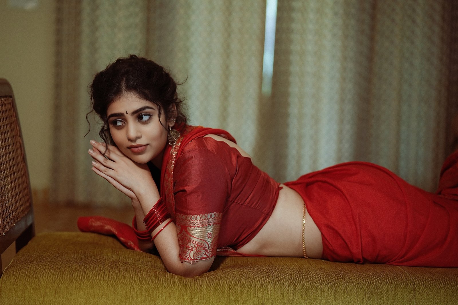 హీరోయిన్ బంధావి శ్రీధర్ కొత్త ఫోటోలు 