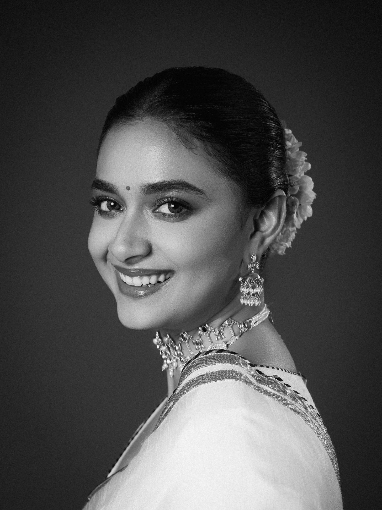 నటి కీర్తి సురేష్ కొత్త ఫోటోస్ 