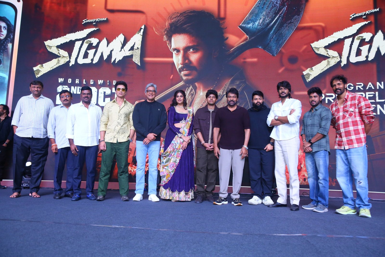 సిగ్మా మూవీ ప్రీ రిలీజ్ ఈవెంట్ ఫోటోస్ 