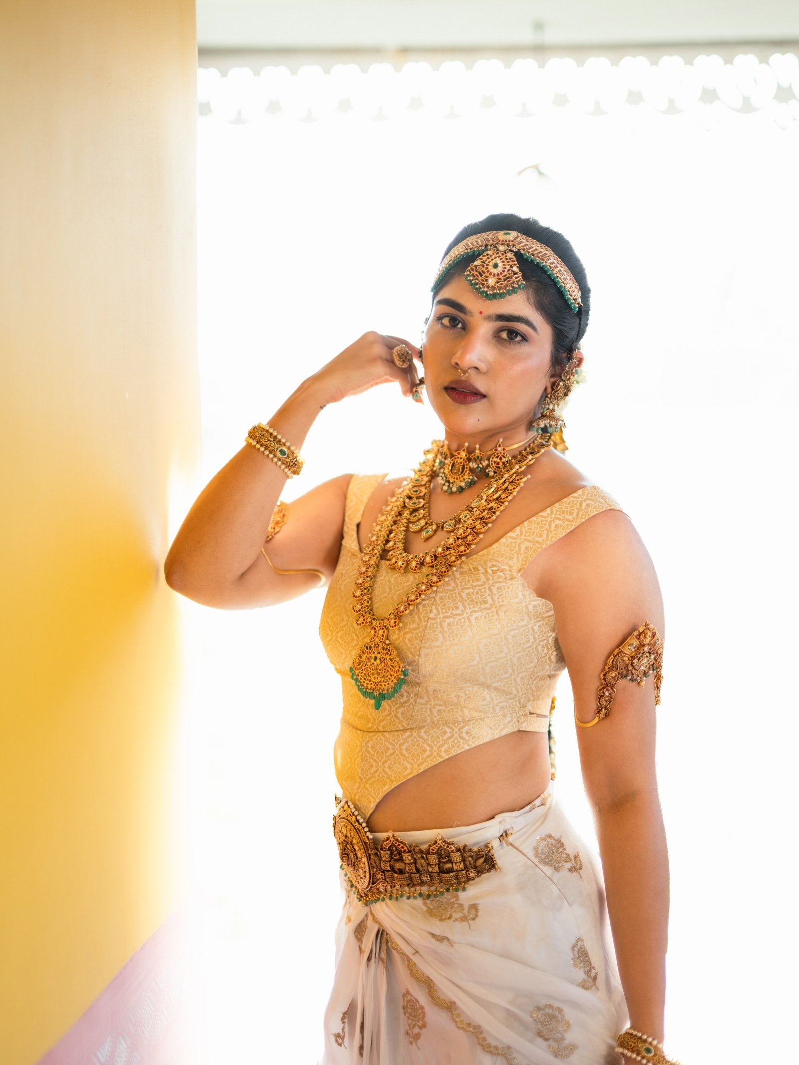 నటి రీతూ చౌదరి కొత్త ఫోటోలు 