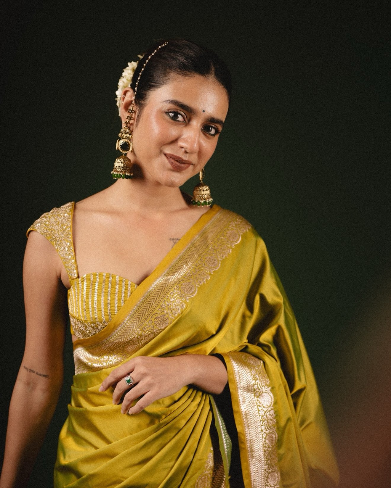 హీరోయిన్ ప్రియా వారియర్ కొత్త ఫోటోస్ 