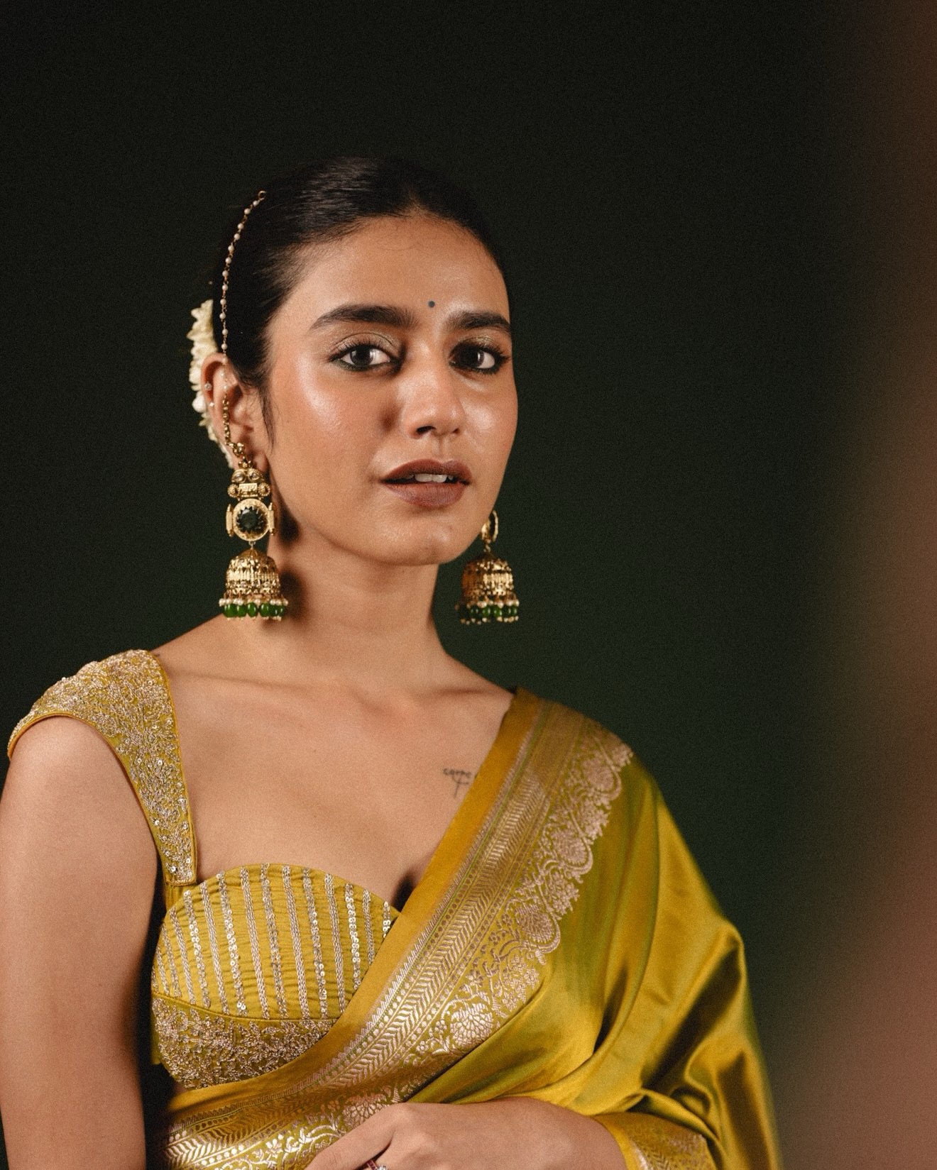 హీరోయిన్ ప్రియా వారియర్ కొత్త ఫోటోస్ 