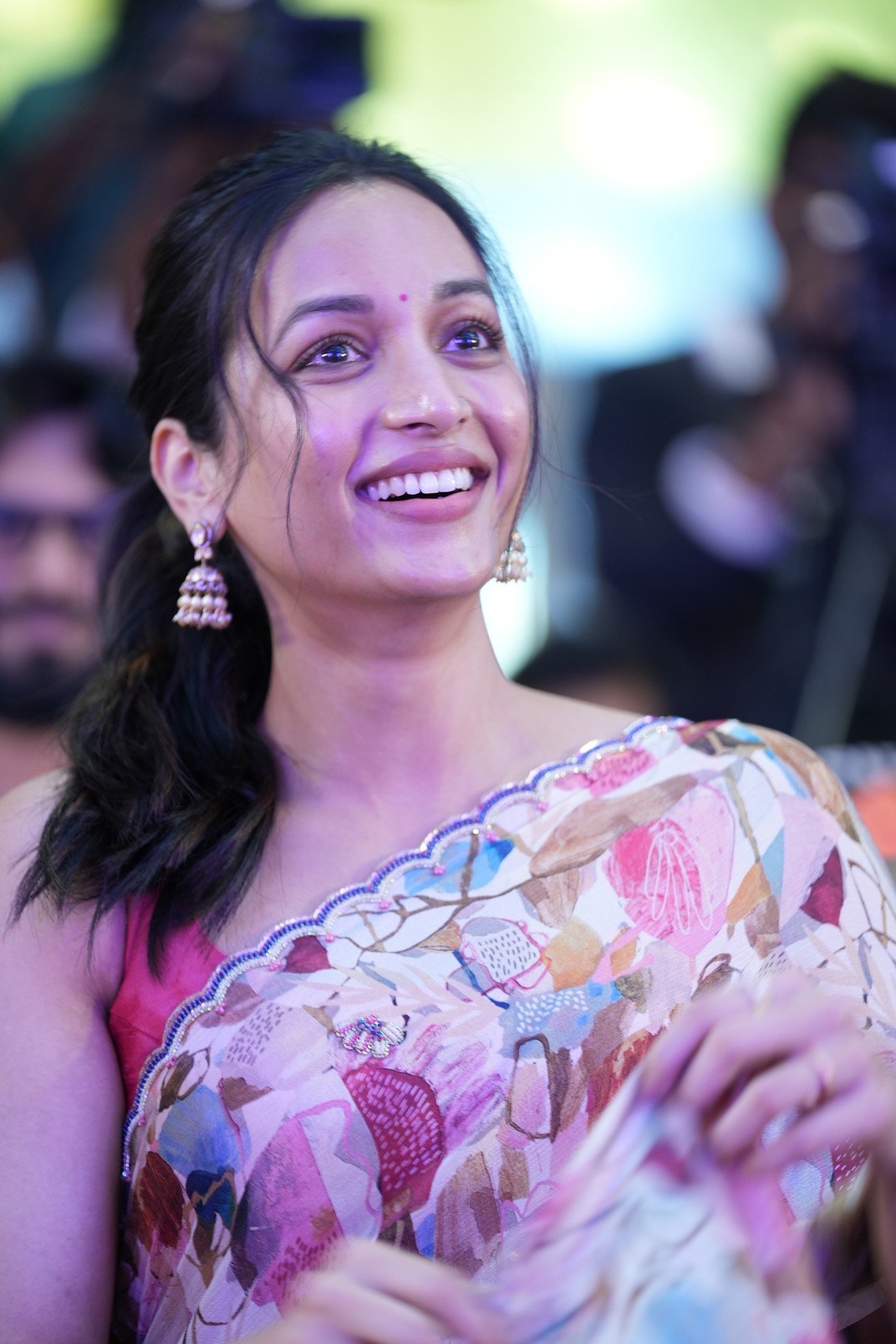 హీరోయిన్ శ్రీనిధి శెట్టి కొత్త ఫోటోస్ 