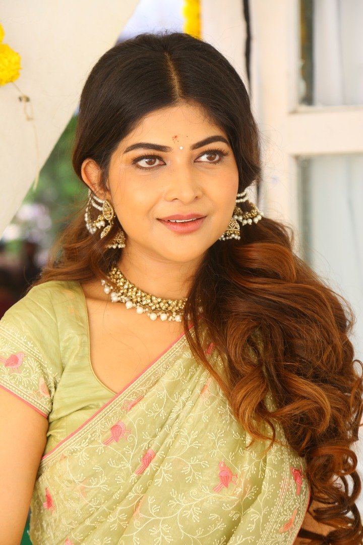 నటి శ్రీజిత ఘోష్ కొత్త ఫోటోస్