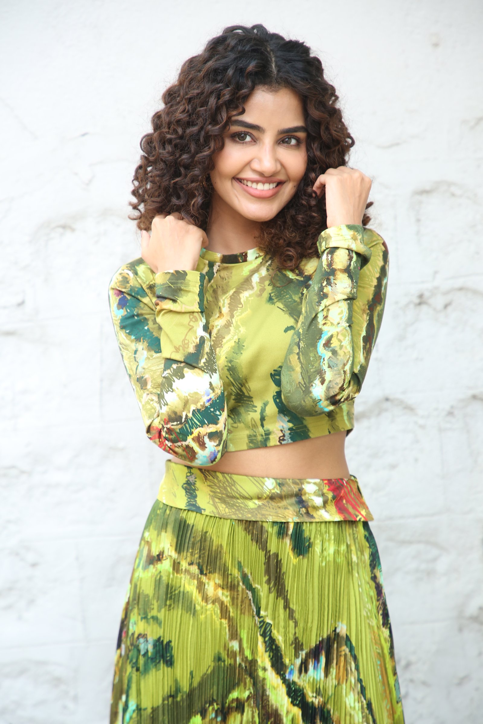 హీరోయిన్ అనుపమ పరమేశ్వరన్ కొత్త ఫోటోస్ 