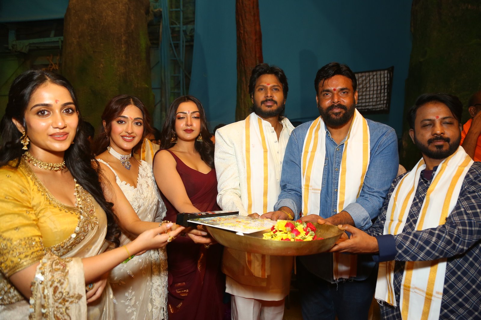 హీరో సందీప్ కిషన్ 'కరికాల' మూవీ ఓపెనింగ్ ఫోటోస్