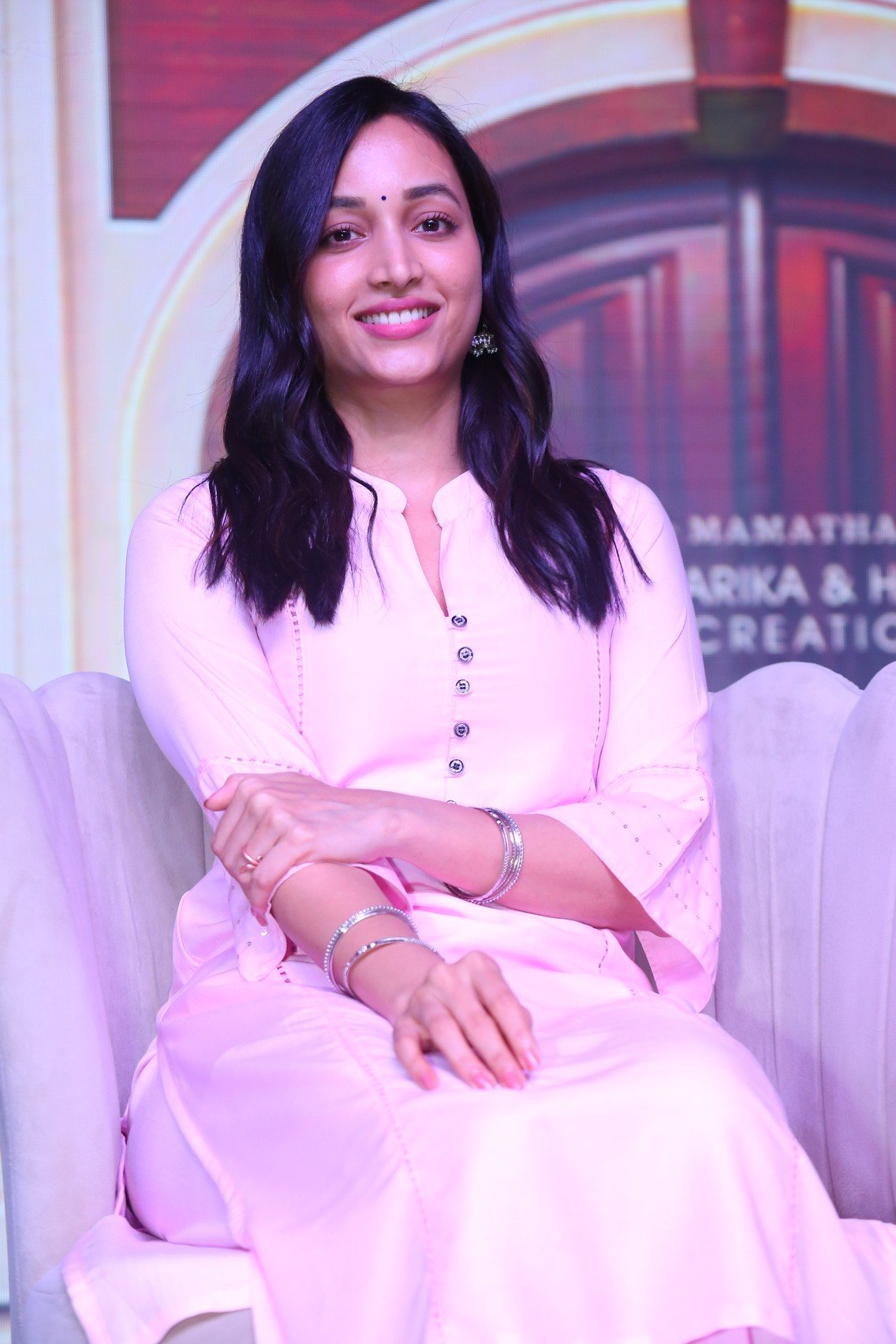 హీరోయిన్ శ్రీనిధి శెట్టి లేటెస్ట్ ఫోటోస్