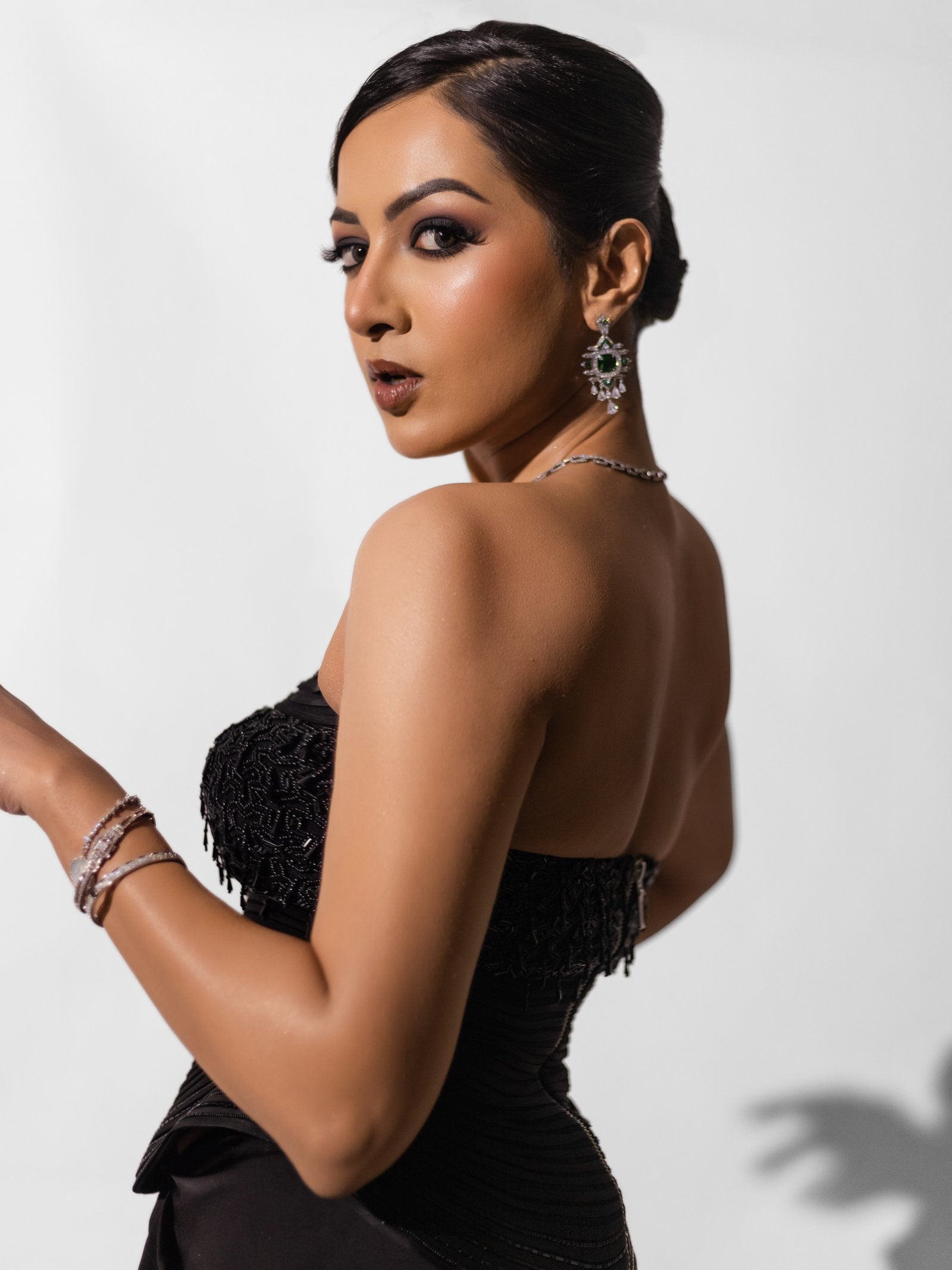నటి కేథరిన్ థెరీసా కొత్త ఫోటోలు 