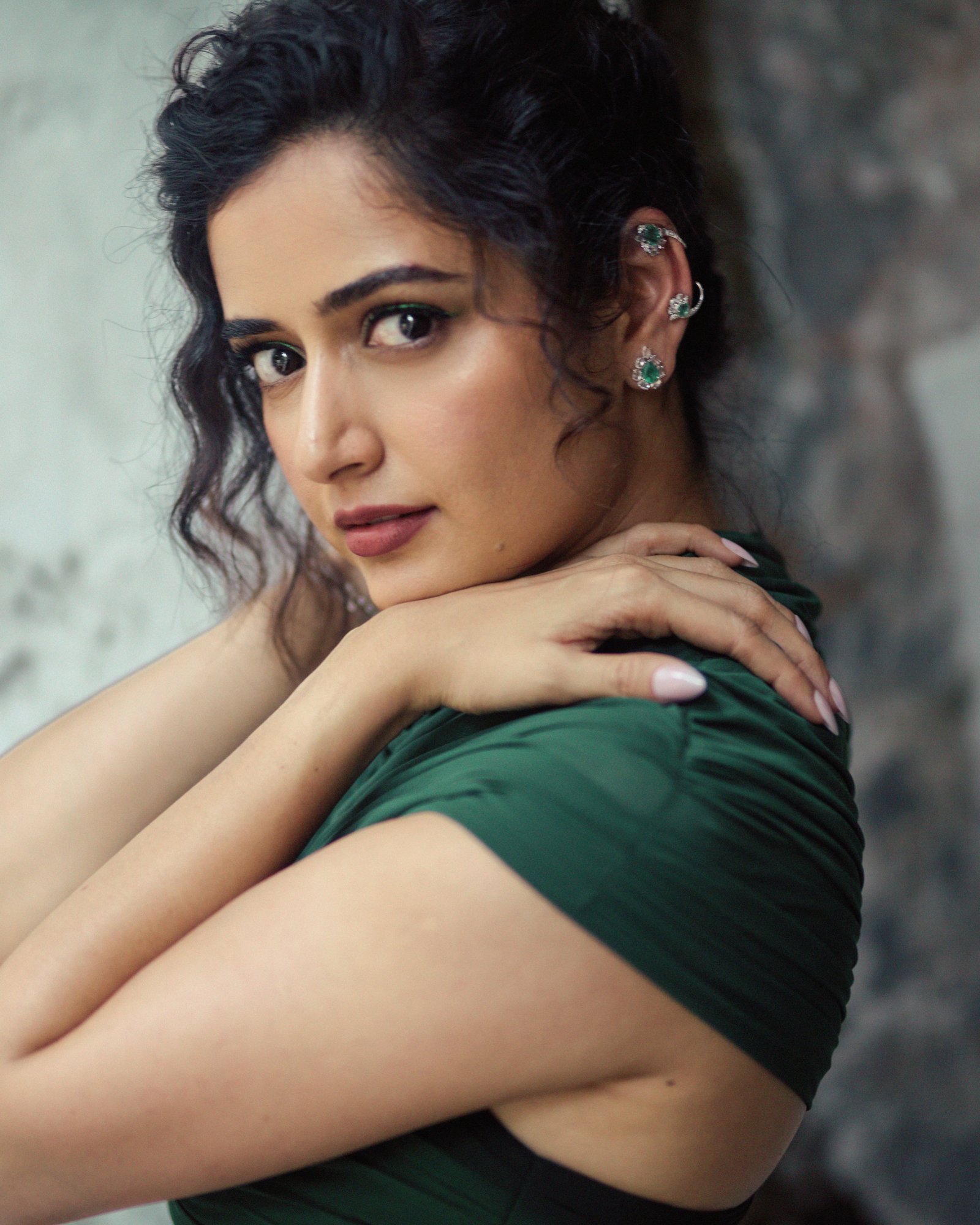 హీరోయిన్ ఆషిక రంగనాథ్ కొత్త ఫోటోస్