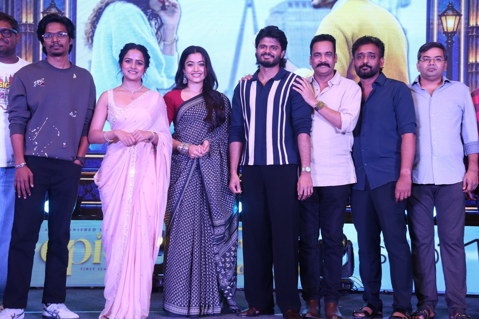 ఎపిక్ ట్రైలర్ లాంచ్ ఫోటోస్