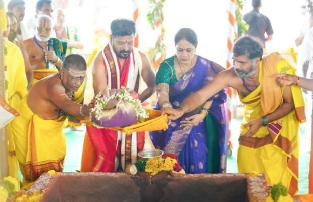 రాష్ట్రంలో సమృద్ధిగా వర్షాలు కురిసి రైతులు సుభిక్షంగా ఉండాలి: వరుణ యాగం పూర్ణాహుతిలో సీఎం రేవంత్ రెడ్డి