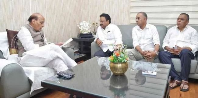 కేంద్ర మంత్రి రాజ్‌నాథ్ సింగ్ తో ఏపీ జితేందర్ రెడ్డి భేటీ