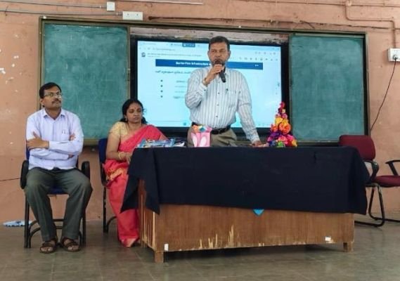 ప్రతిభకు అంగవైకల్యం అడ్డుకాదు