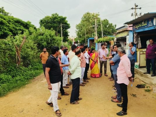 కాలనీ సమస్యకు త్వరలో పరిష్కారం