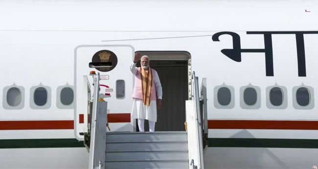 ఉజ్బెకిస్తాన్ పర్యటన ముగించుకుని కిర్గిజ్‌స్థాన్‌కు ప్రయాణమైన ప్రధాని మోదీ