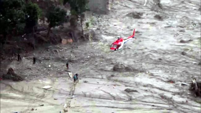 రసువాలో కన్నీటి దృశ్యాలు, మృతదేహాల తరలింపు