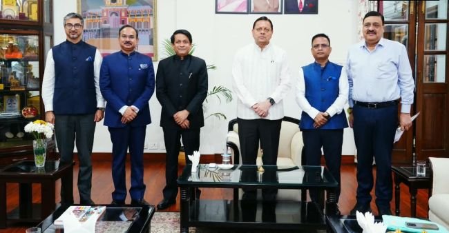 ముగ్గురు భారత రాయబారులతో సీఎం పుష్కర్ సింగ్ ధామి భేటీ