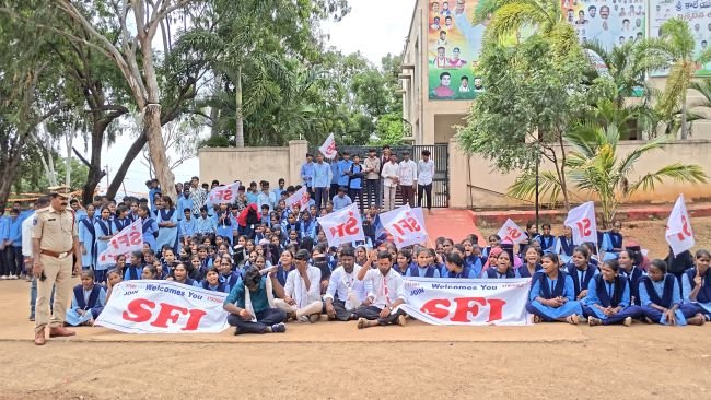 చేవెళ్లలో విద్యార్థుల గళం..!