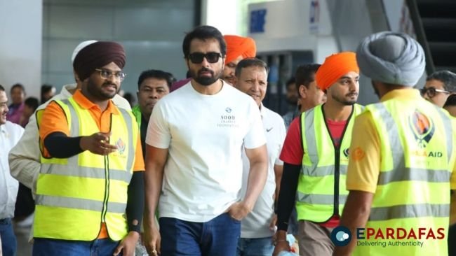 నేపాల్ వరద బాధితులకు ఆపద్బాంధవుడు సోనూ సూద్ సాయం