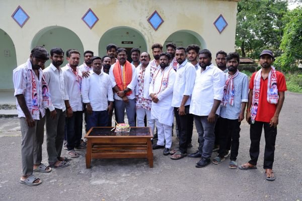 ఘనంగా పవన్ కళ్యాణ్ జన్మదిన వేడుకలు