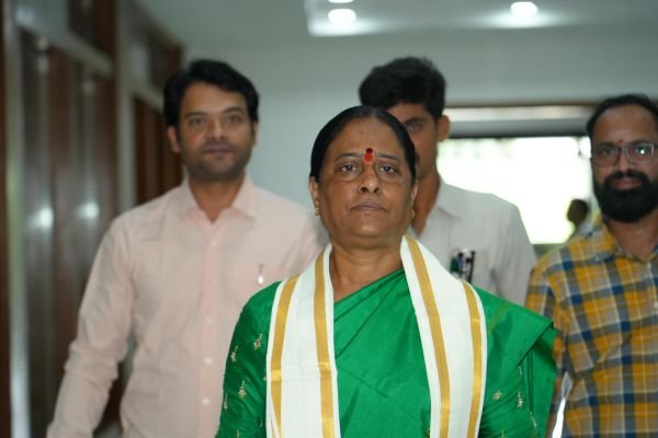 రేవంత్ పై కొండా సురేఖ ఫైర్ 