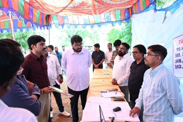 రాజేంద్రనగర్ జోన్‌లో.. 'సర్' హియరింగ్ ప్రక్రియ పరిశీలన  బండ్లగూడ, హైదర్‌షాకోట్, శివరాంపల్లి కేంద్రాలను సందర్శించిన రాష్ట్ర ఎన్నికల ప్రధాన అధికారి