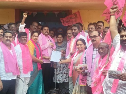 కాంగ్రెస్ పార్టీ హామీల మోసాలపై..  బిఆర్ఎస్ పోరుబాట
